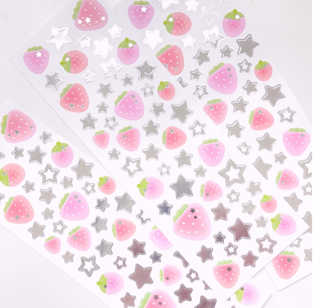 Pearly Button Strawberry Silver Star Sticker