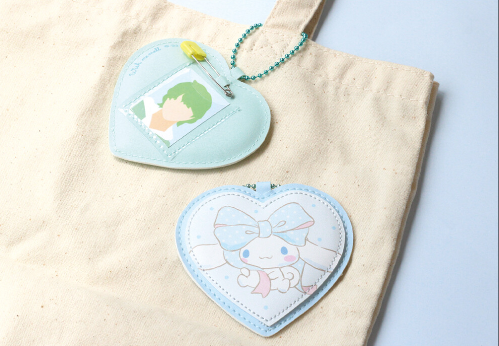 T'S Factory - Cinnamoroll Sanrio Photoholder Keychain