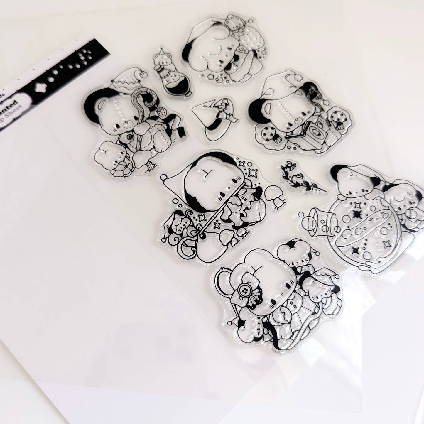 Atelier by Jo Enchanted: Stamp Set