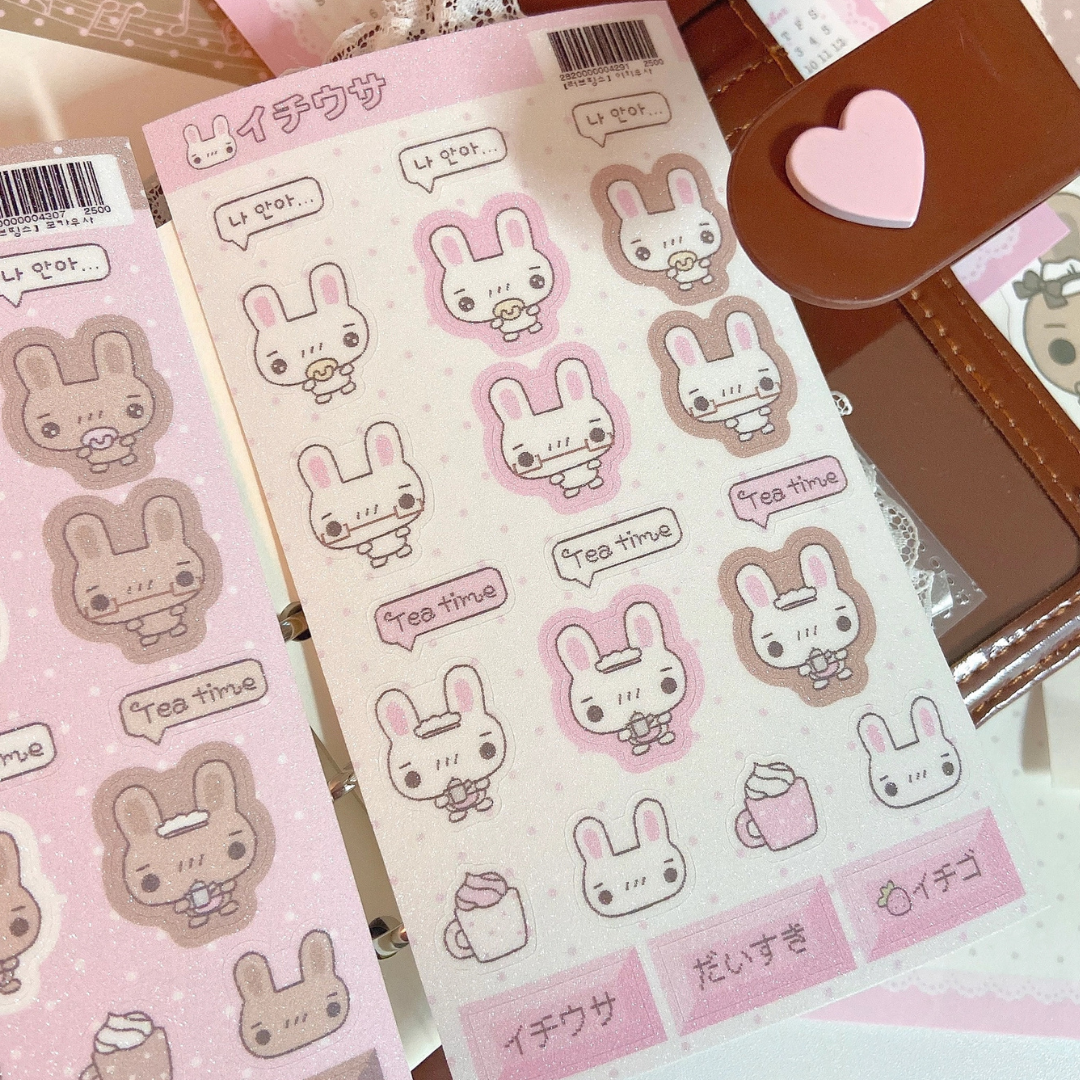 Love Things Bunnies Sticker (2 vars)