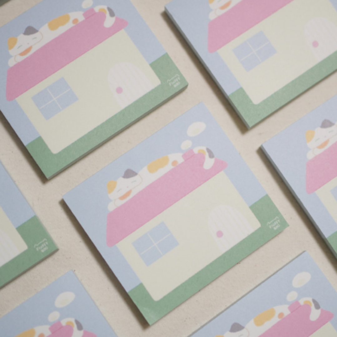 Fluffy Skin Cat on the Roof Memo Pad