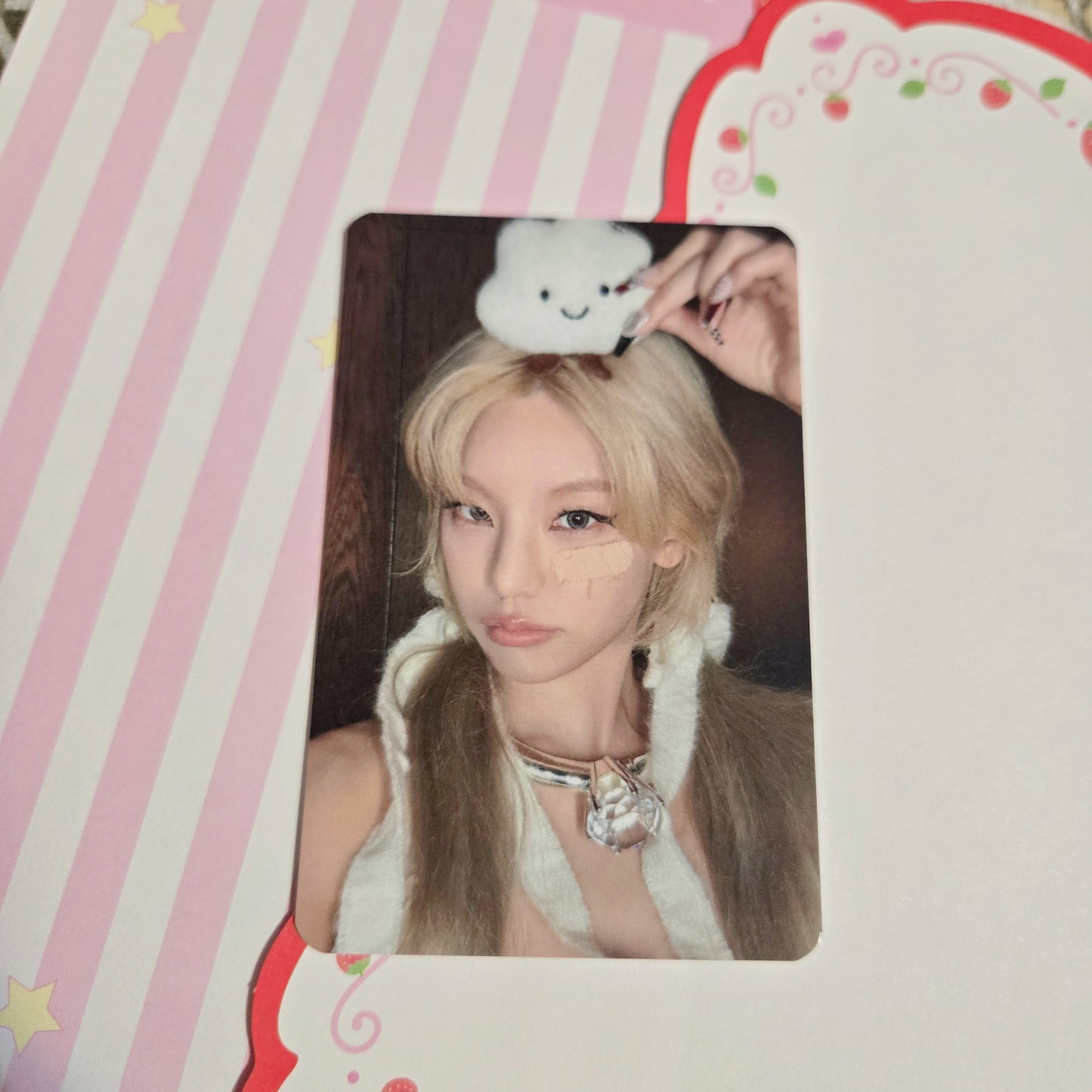 Itzy Yeji Tunnel Vision Apple Music Pre-order Photocard