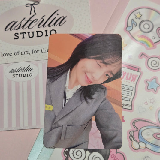 IVE Yujin Secret Soundwave Fan Sign Photocard