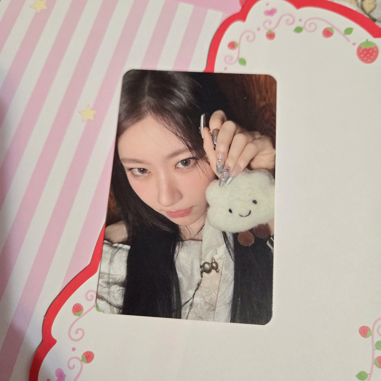 Itzy Chaeryeong Tunnel Vision Apple Music Pre-order Photocard