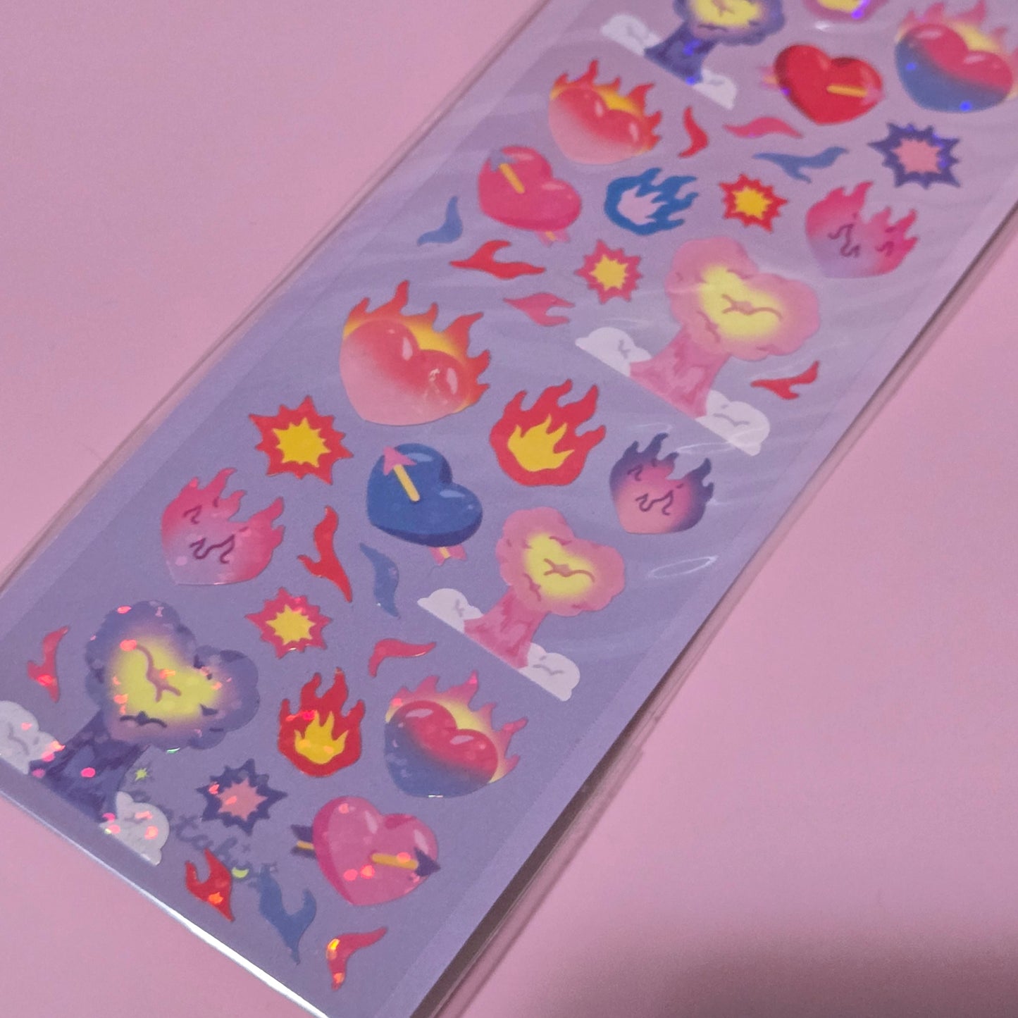 Manta Box  Burning Heart sticker